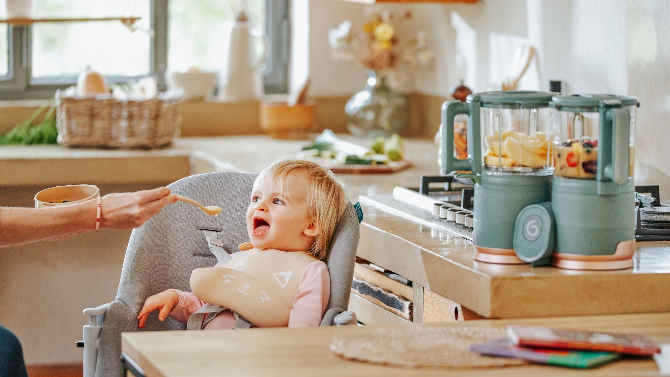 At what age should baby start to diversify his diet?