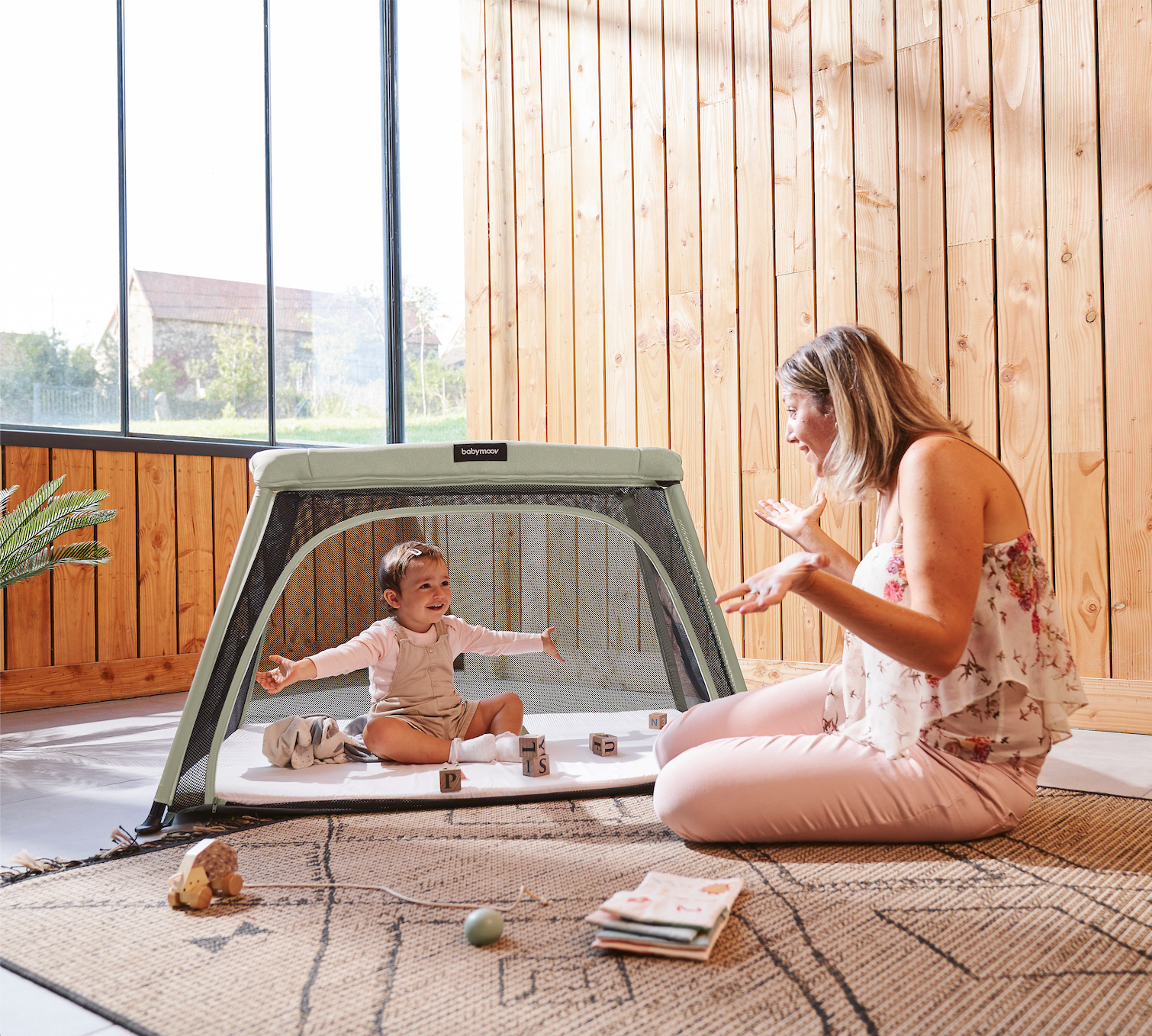 Moov and Comfy 3-in-1 Travel Crib and Playard